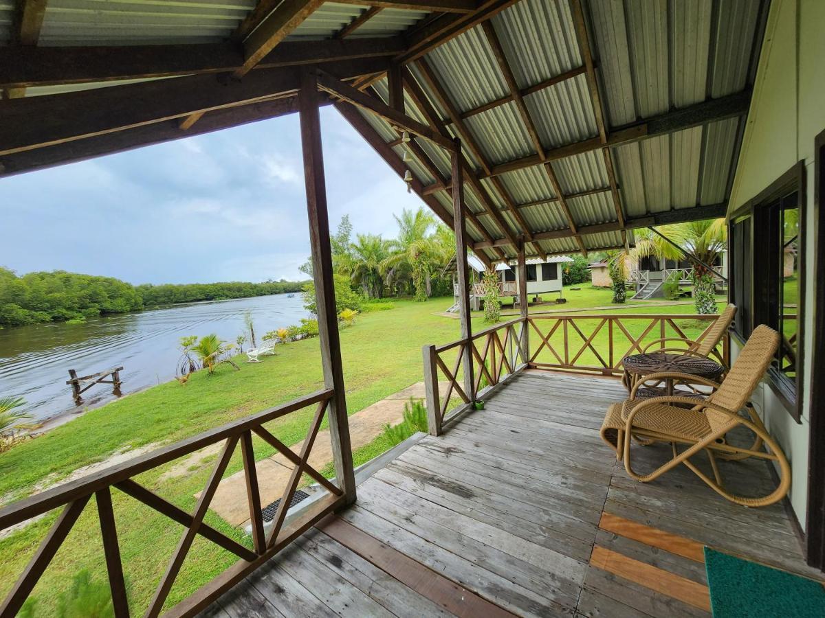 Mb Camp Singkil Hotel Gosongtelaga Екстериор снимка