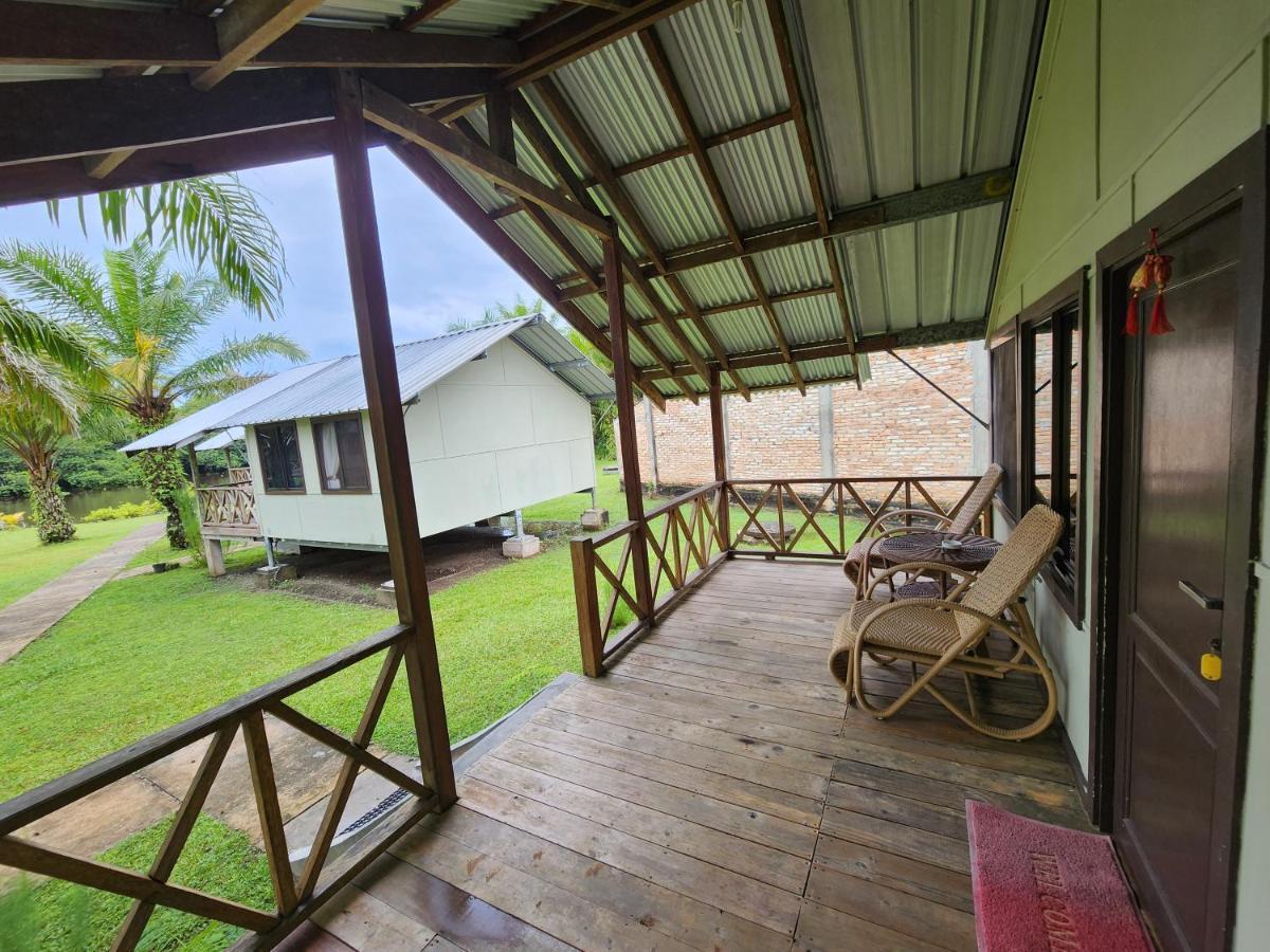 Mb Camp Singkil Hotel Gosongtelaga Екстериор снимка