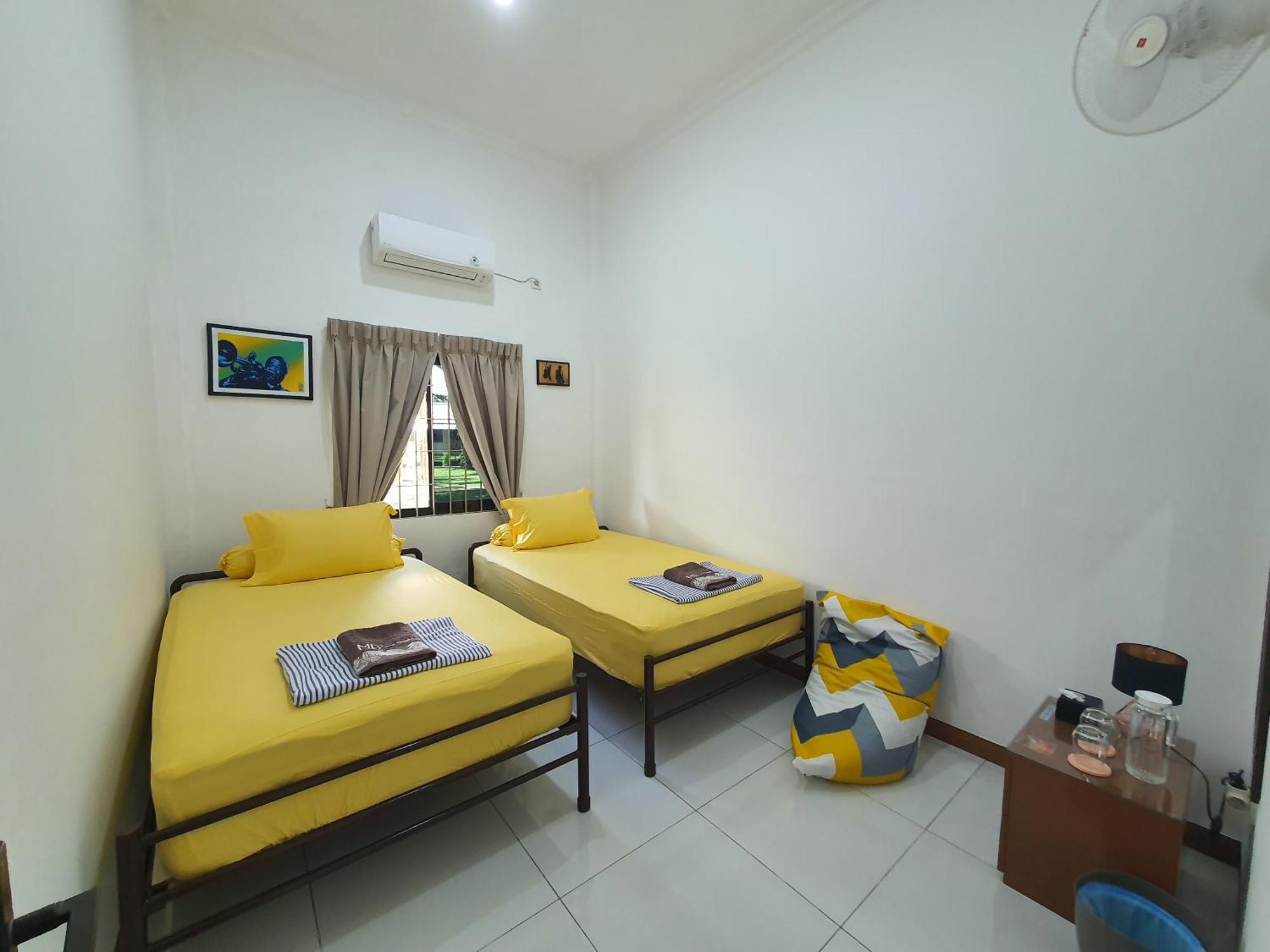 Mb Camp Singkil Hotel Gosongtelaga Екстериор снимка