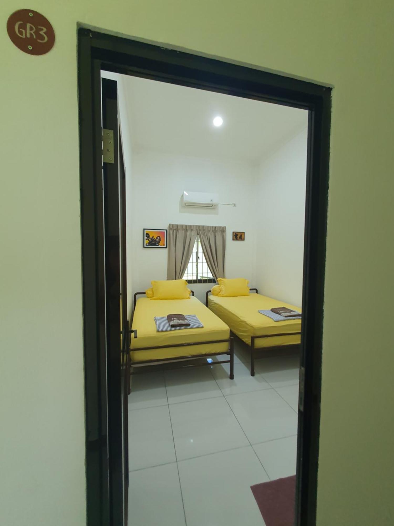 Mb Camp Singkil Hotel Gosongtelaga Екстериор снимка